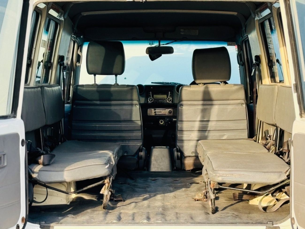 Toyota Land Cruiser 70 Hardtop 3 door