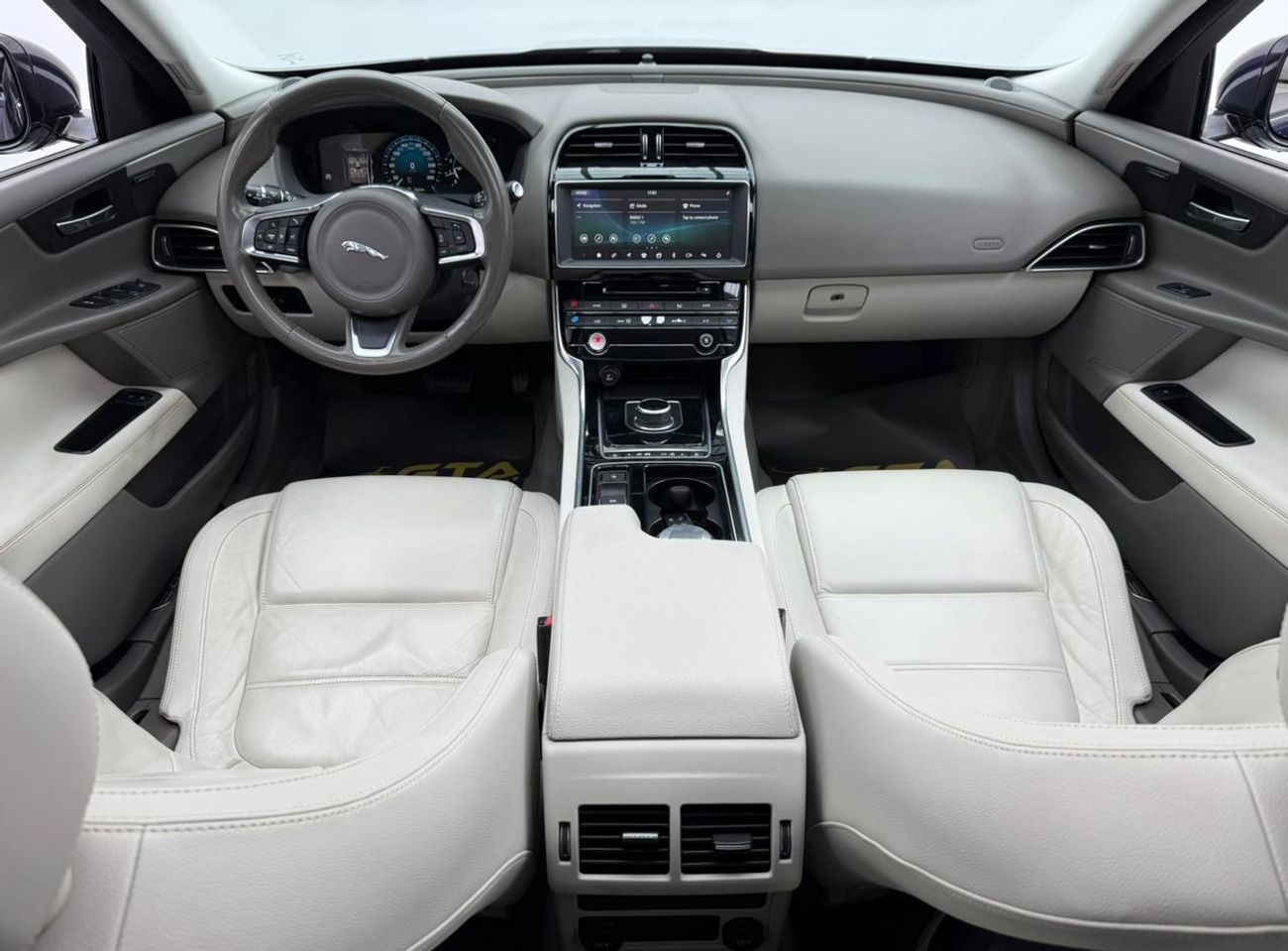 جاكوار XE 2018 Jaguar XE Prestige, 2026 Jaguar Warranty, 2028 Jaguar Service Pack, Excellent Condition, GCC