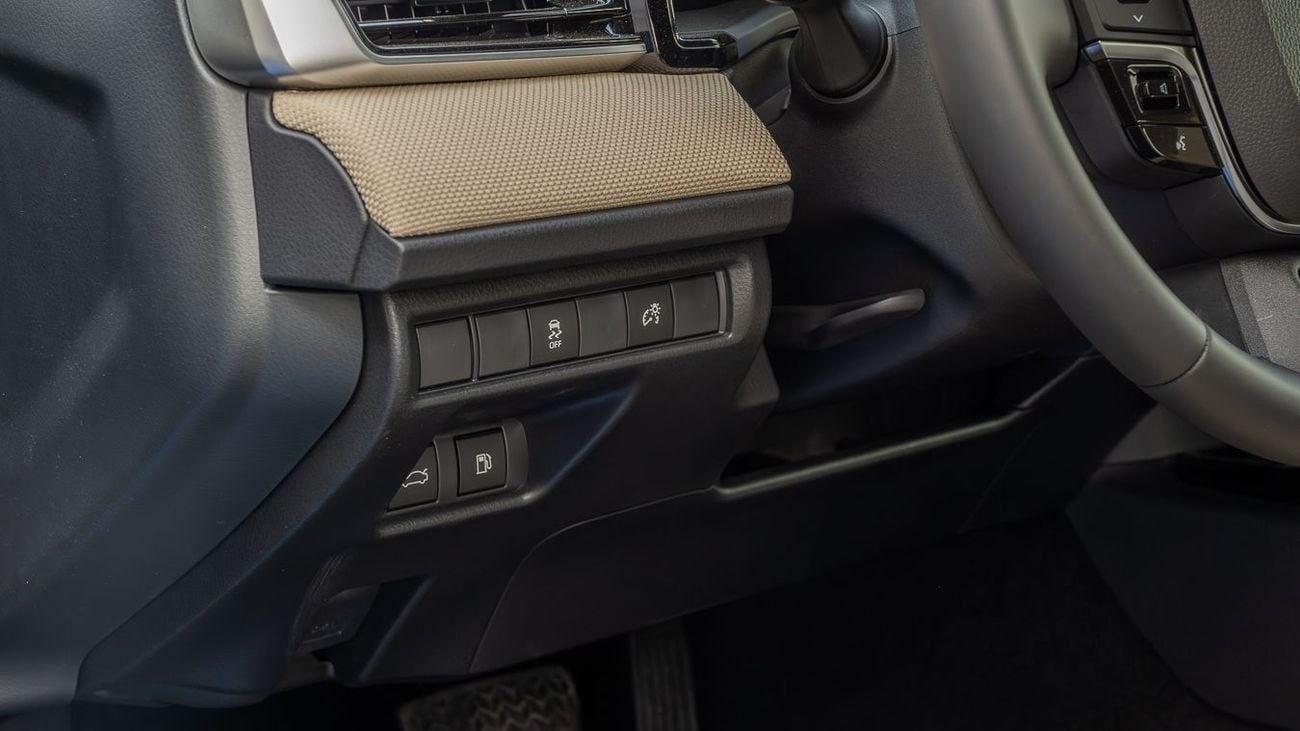 تويوتا كامري TOYOTA CAMRY 2.5 BASIC HYBRID -2025YM