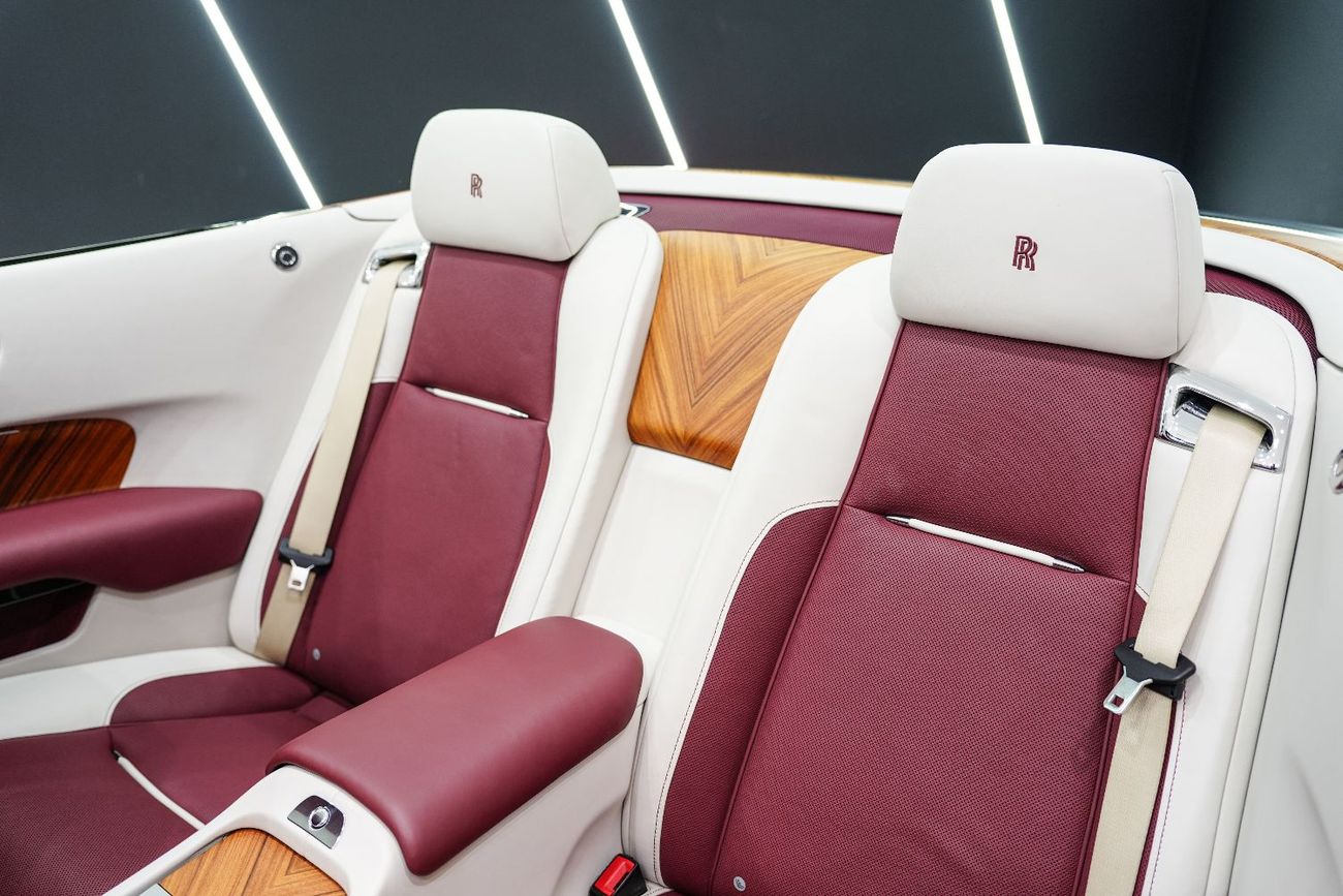 Rolls-Royce Dawn Two-Tone Interior, Full Canadel Panelling, Dealer Warranty Till 20/10/2027!!