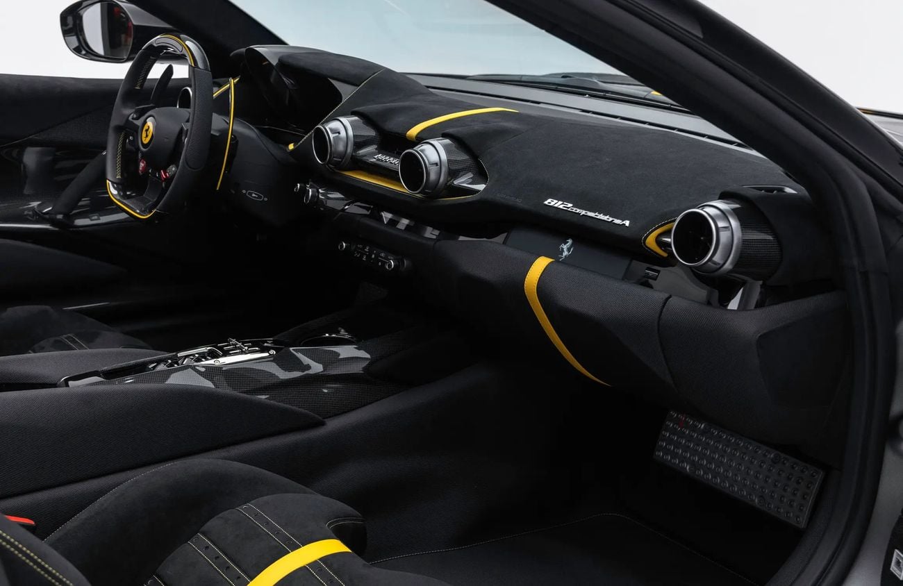 فيراري 812 كومبيتيزون 6.5L V12 Naturally Aspirated Engine