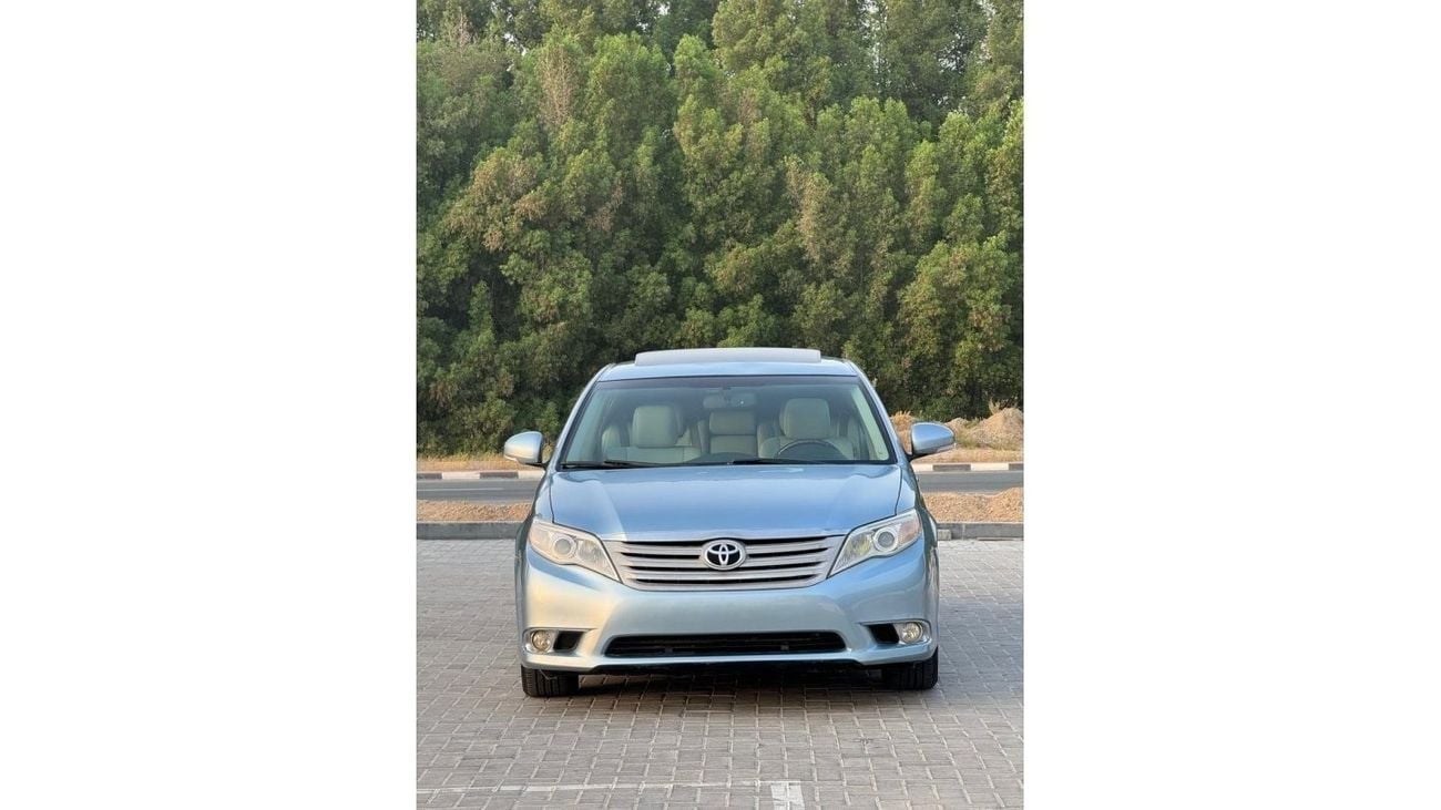 Toyota Avalon TOYOTA AVALON 2011 MODEL AMERICAN
