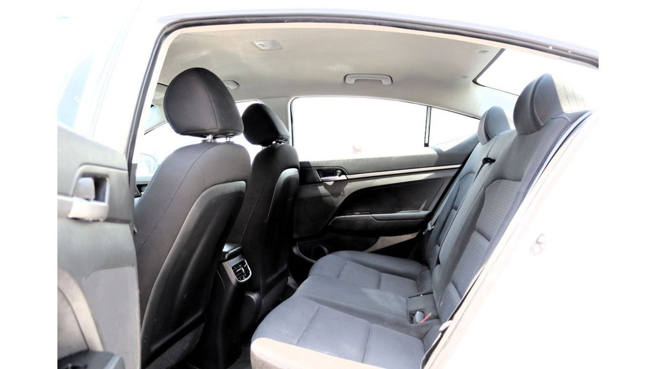 هيونداي إلانترا GL خالية من الحوادث - خليجي - مكينة 1600 سي سي - بحالة ممتازة من الداخل والخارج