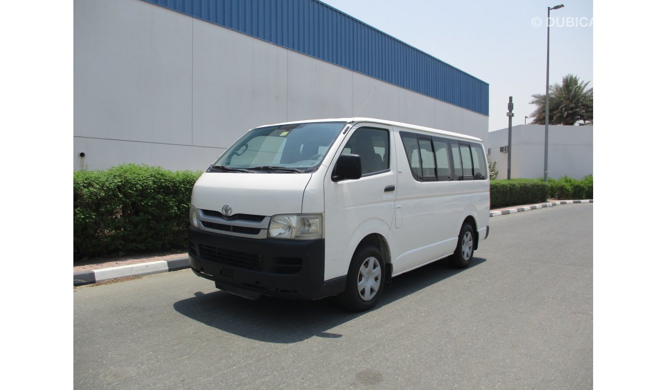 Toyota Hiace 14 passenger