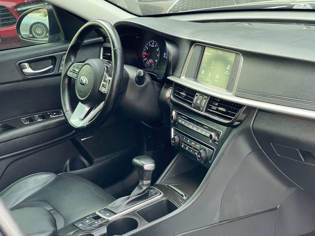 Kia Optima EX Deluxe 2.4L 2.4L V4 / PANORAMIC SUNROOF / LEATHER / RADAR / ROAD ASSIST / RIMS / IN PERFECT CONDI