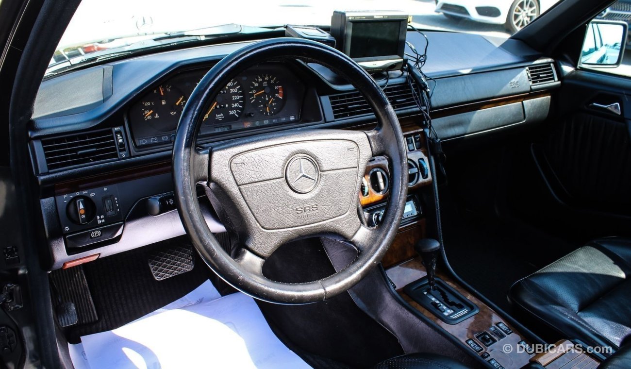 Mercedes-Benz E 500