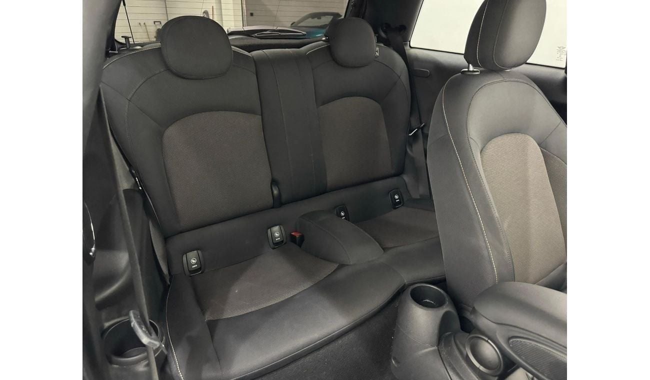 ميني كوبر Std 1.5L (4 Seater) 2021 Mini Cooper, Warranty, Full Service History, Excellent Condition, GCC