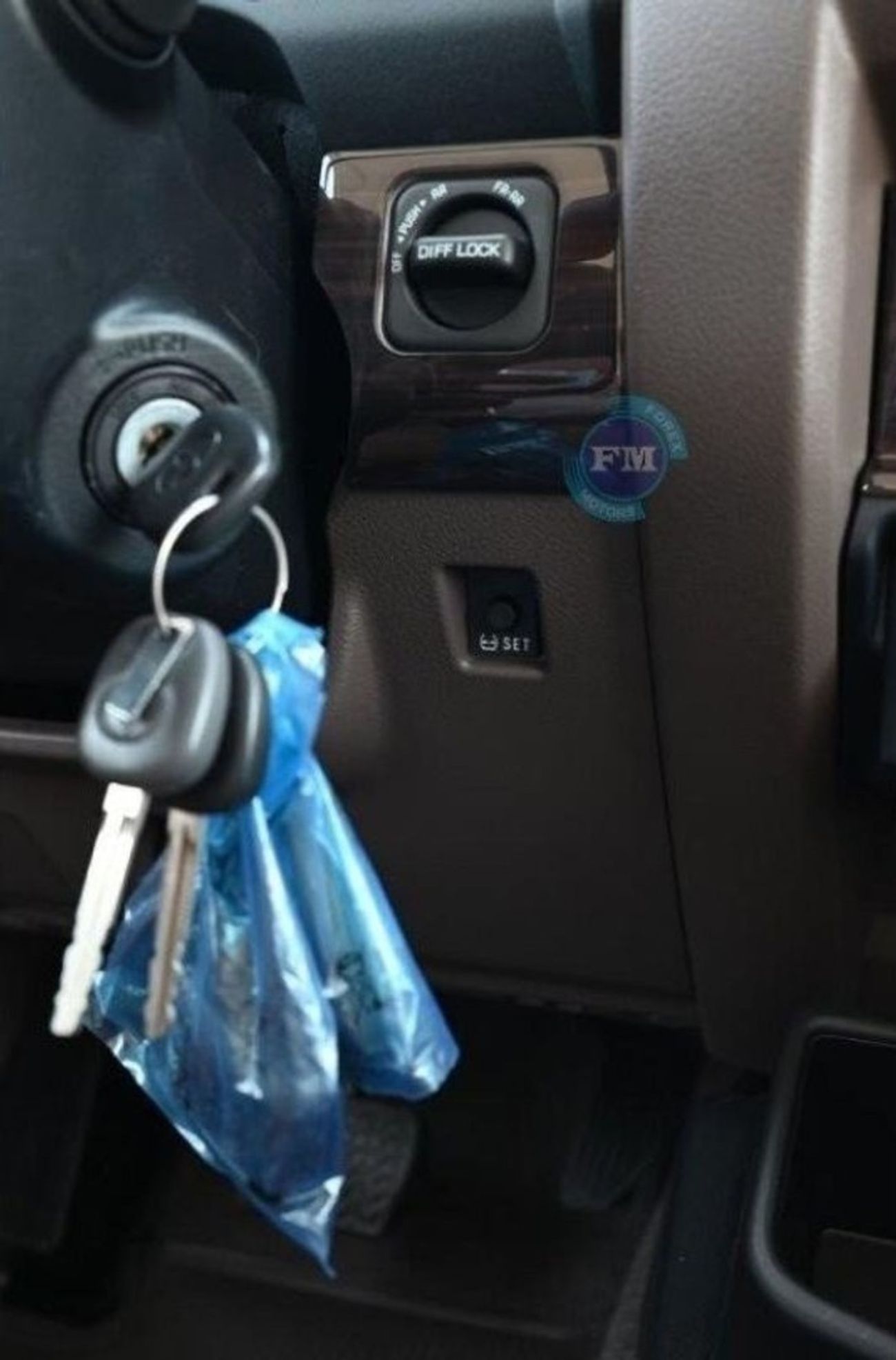 Toyota Land Cruiser 70 71 4.0L Petrol Automatic (Full Option)