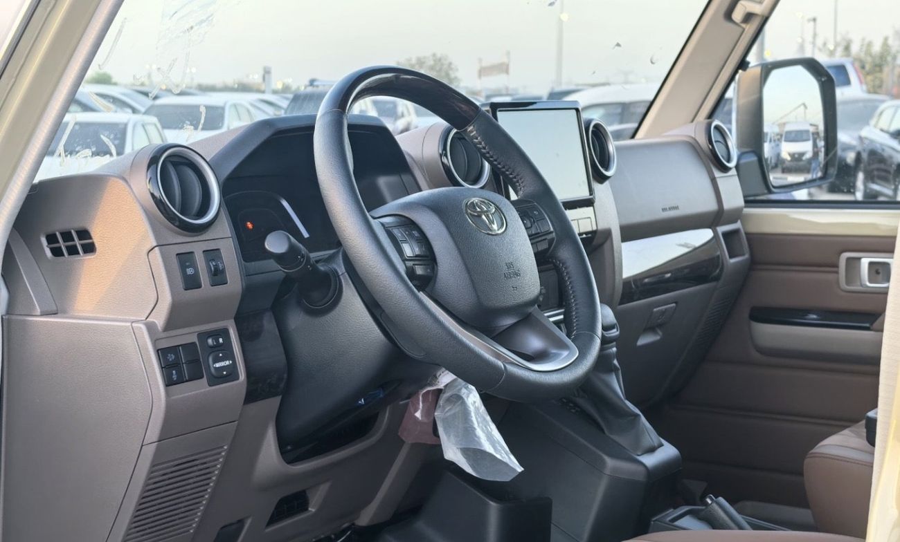 تويوتا لاند كروزر 70 2025 TOYOTA LAND CRUISER 76 2.8L DIESEL 5 DOOR FULL OPTION