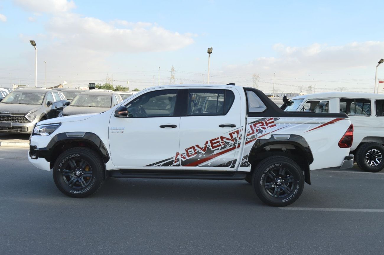 تويوتا هيلوكس Double Cabin  Right Hand Drive Model: *2023* Engine: 2.8L/ V4