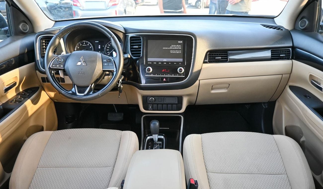 ميتسوبيشي آوتلاندر ميتسوبيشى أوتد لاندر- 2023- خليجى-4WD - 4V بدون حوادث - بمحرك 2.4 - بحاله ممتازه