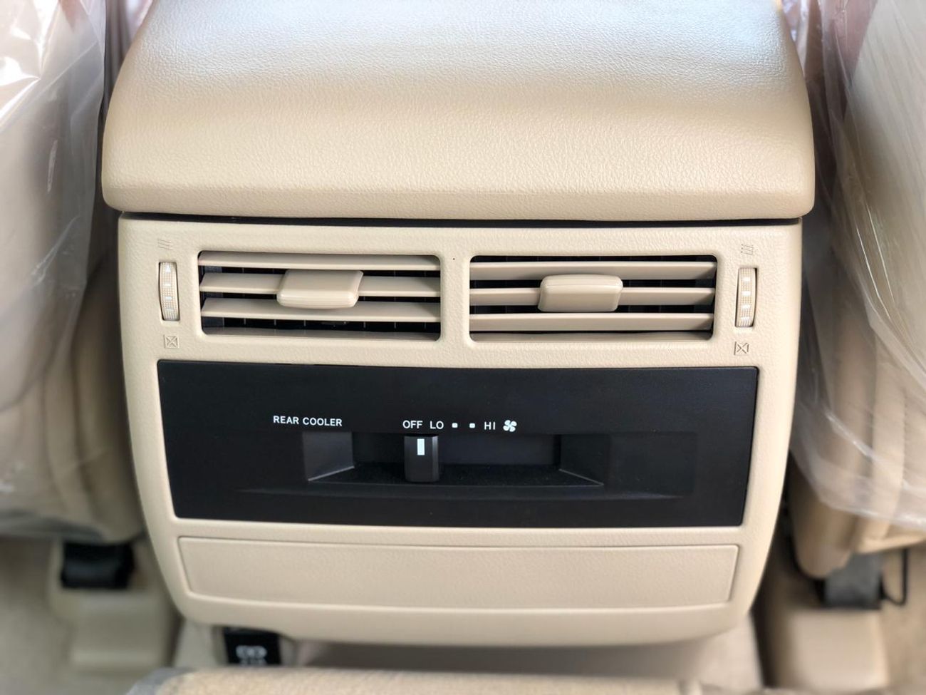 Toyota Land Cruiser VXS V8 5.7L-4 CAMERAS-SUNROOF-LEATHER+POWER SEATS-CHROMIC PLATING-DVD, CODE-TLCV8