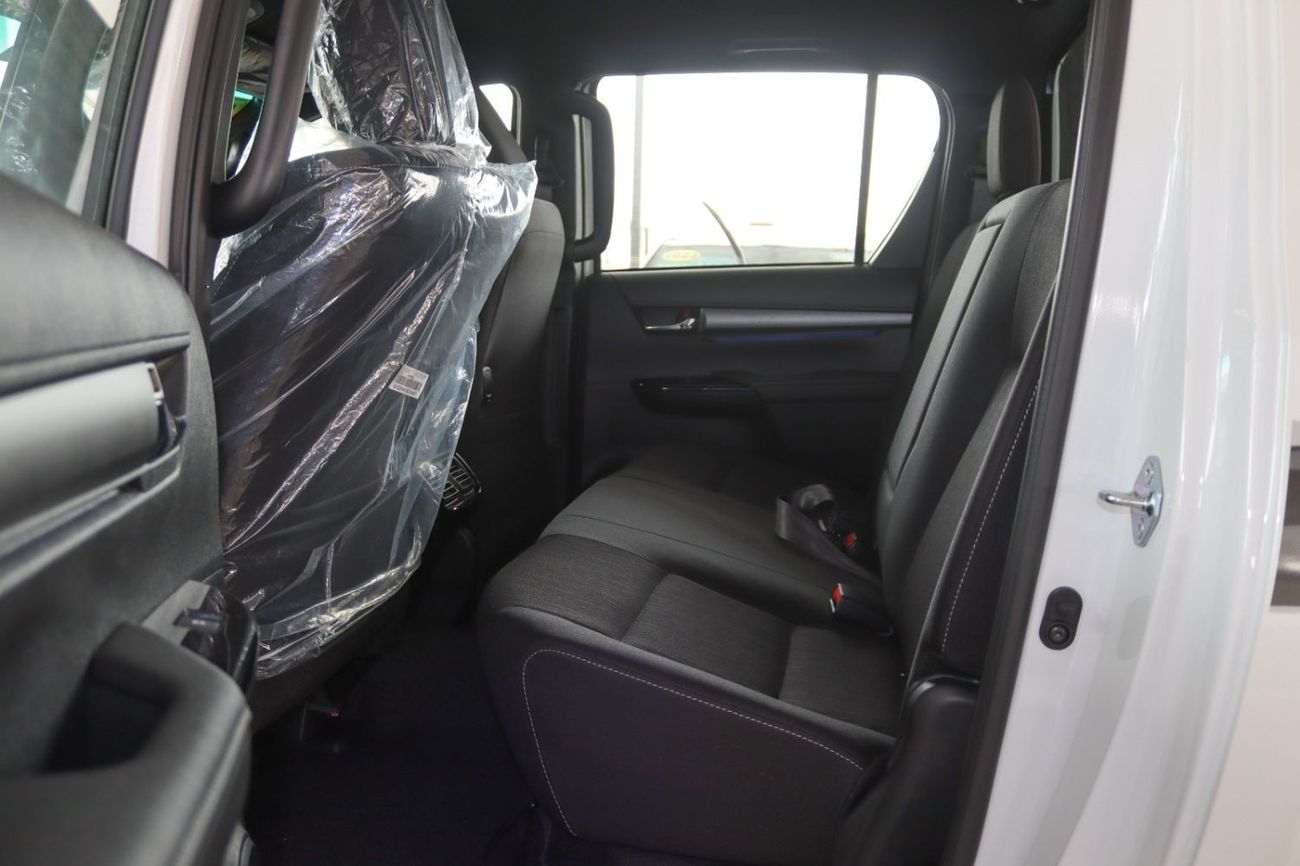 Toyota Hilux 2025 TOYOTA HILUX ADVENTURE 4.0 V6 **EXPORT ONLY**التصدير فقط خارج الخليج***