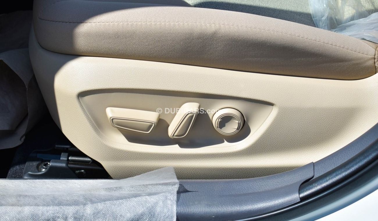 Toyota Camry GLE (( Hybrid )) 2.5L Petrol White color 4cyl , A/T, 4X2 FWD