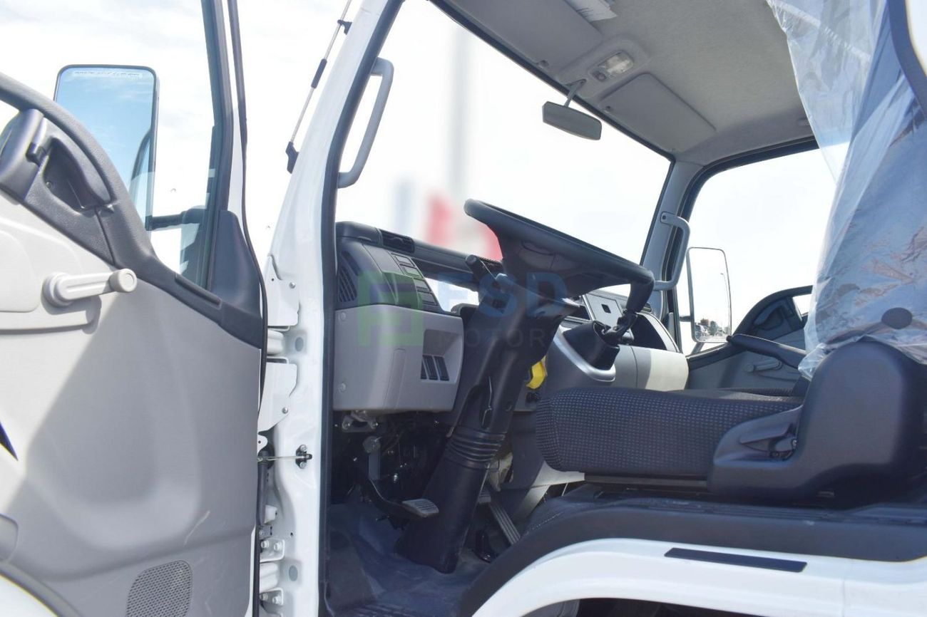 Mitsubishi Fuso Canter MITSUBISHI FUSO CANTER TRUCK CHASSIS WITH CAB MY-2025