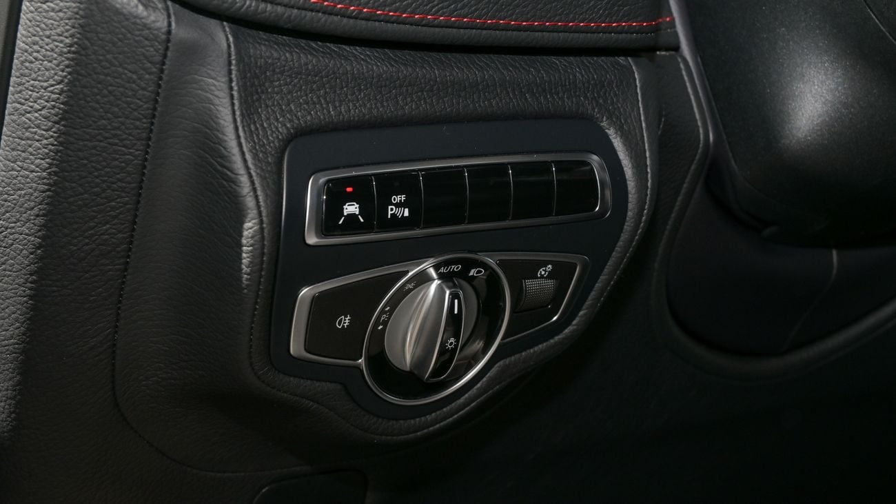 مرسيدس بنز G 550