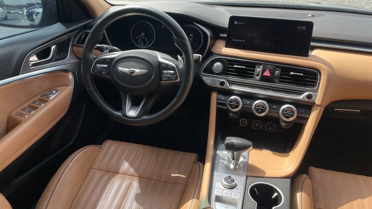 جينيسس G70 Platinum 2.0L AWD