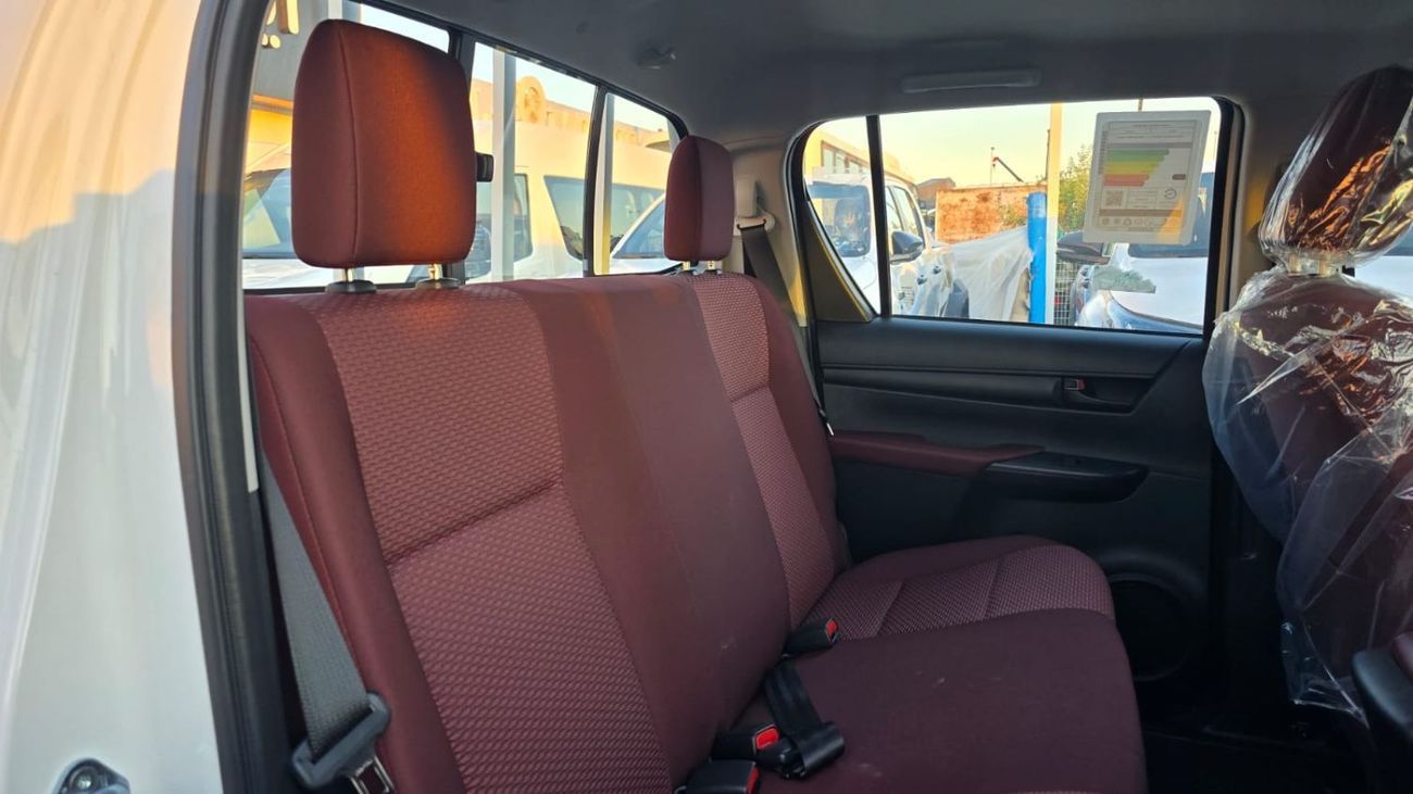 تويوتا هيلوكس GLS 2.7L Double Cab Utility RWD A/T