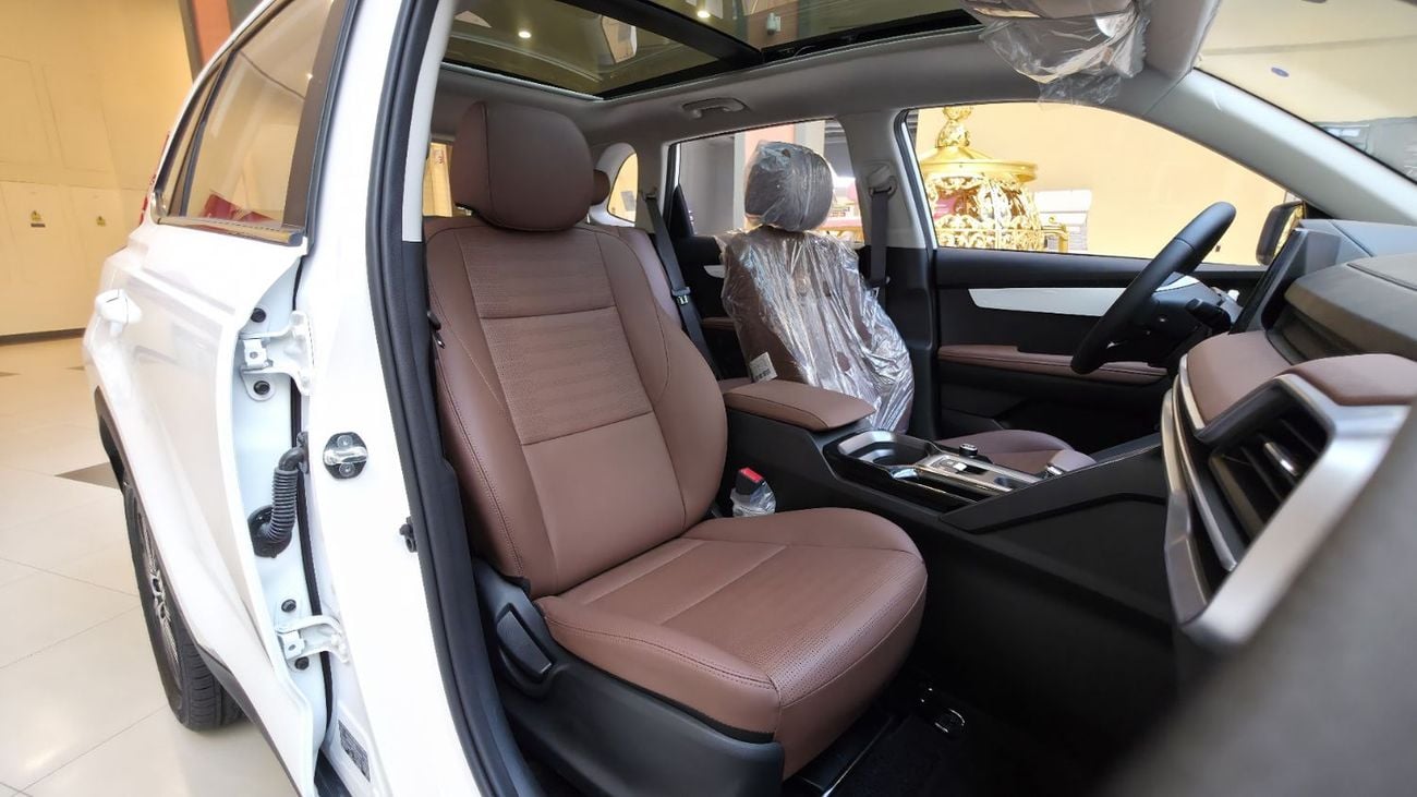 Kia Sportage LX KIA Sportage 2.0L / GCC / Panoramic Roof / 2025 / Export
