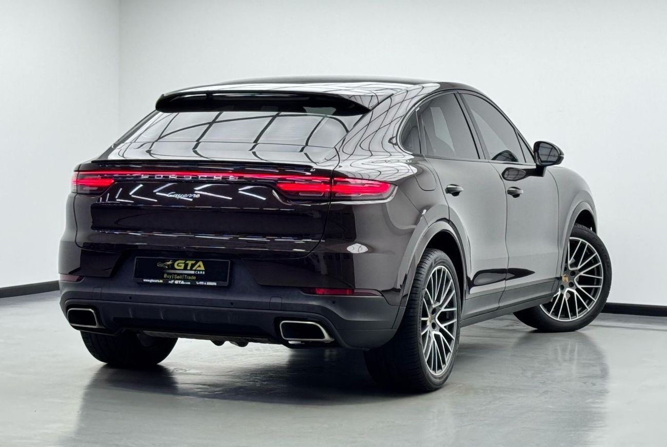 Porsche Cayenne Base Coupe 2021 Porsche Cayenne Coupe, Warranty, Sport Chrono Package, Excellent Condition, GCC