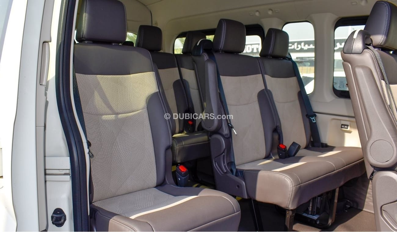 Toyota Hiace TOYOTA HIACE 2.8L Diesel Full Option