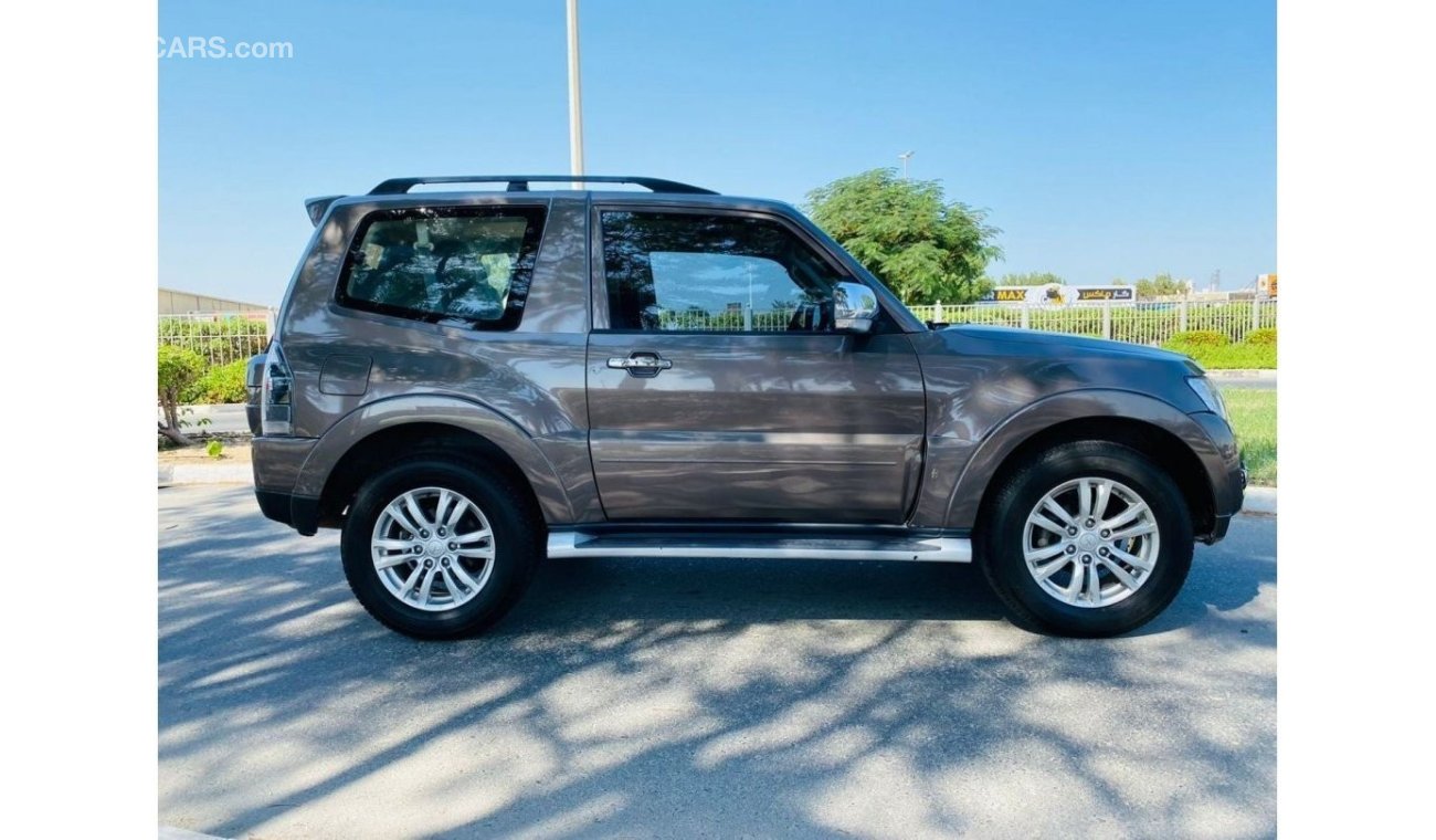 ميتسوبيشي باجيرو MITSUBISHI PAJERO 2014 MODEL GCC CAR FOR ONLY 39K AED