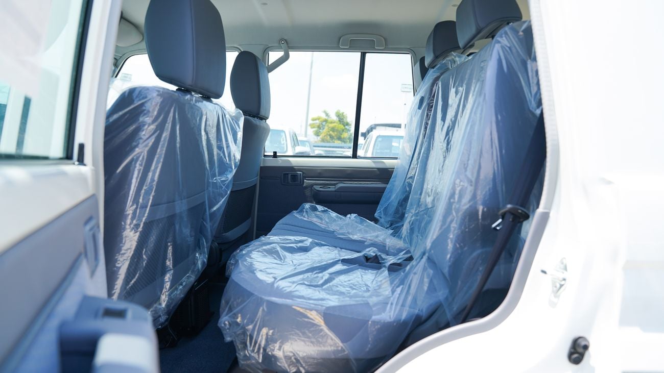 Toyota Land Cruiser 70