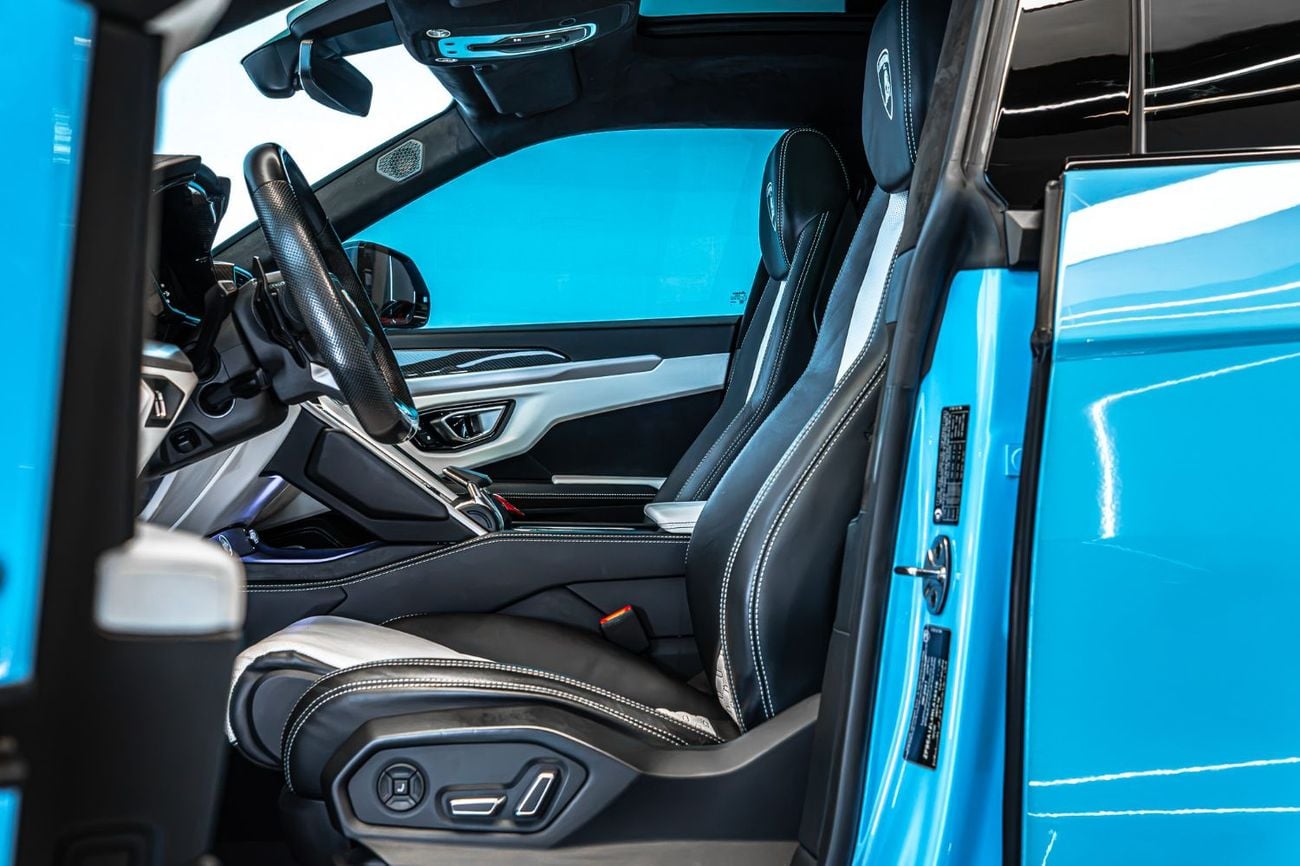 Lamborghini Urus STANDARD 2022 Lamborghini Urus | 4.0L Twin-Turbo V8 | 641 HP | Under Warranty | GCC Specs