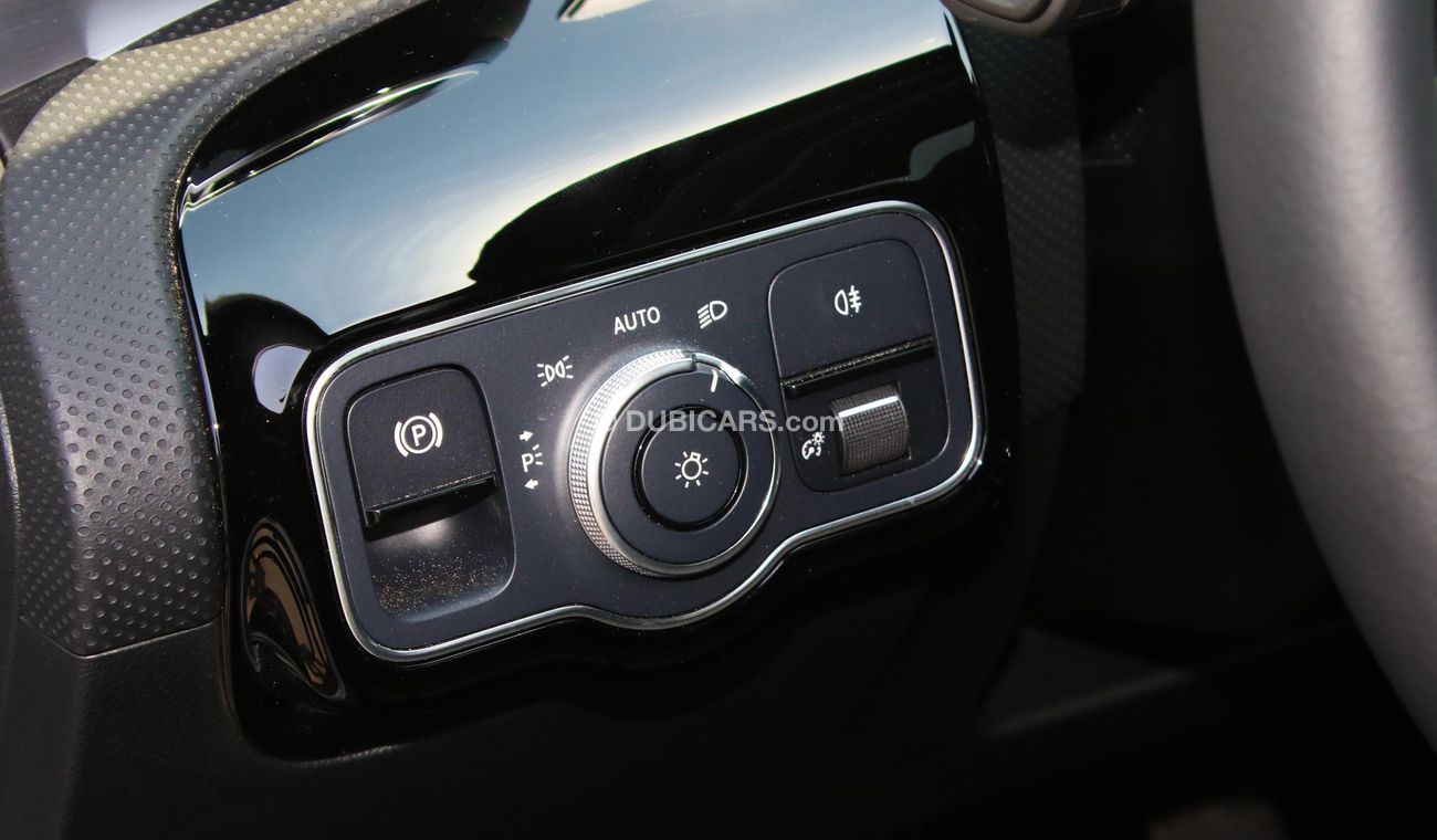 Mercedes-Benz CLA 200 | Progressive | 2022 | Brand New