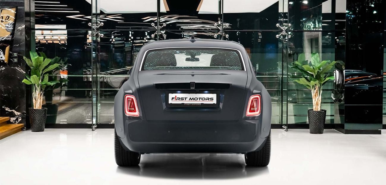 Rolls Royce Phantom 6.75L V-12 Twin-Turbocharged Engine