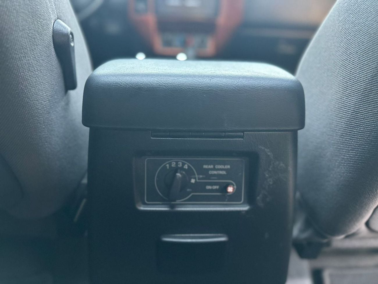 Nissan Patrol Safari 4.8L (4800 CC) - 6-cylinder VTC