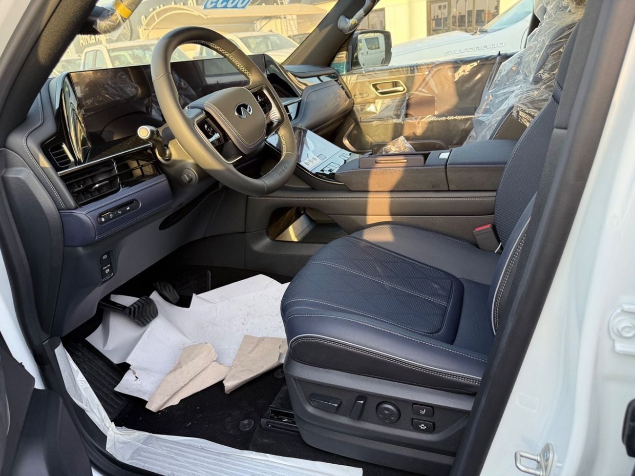 Infiniti QX80 AUTOGRAPH CAPTAIN CHAIRS QX 80 sport