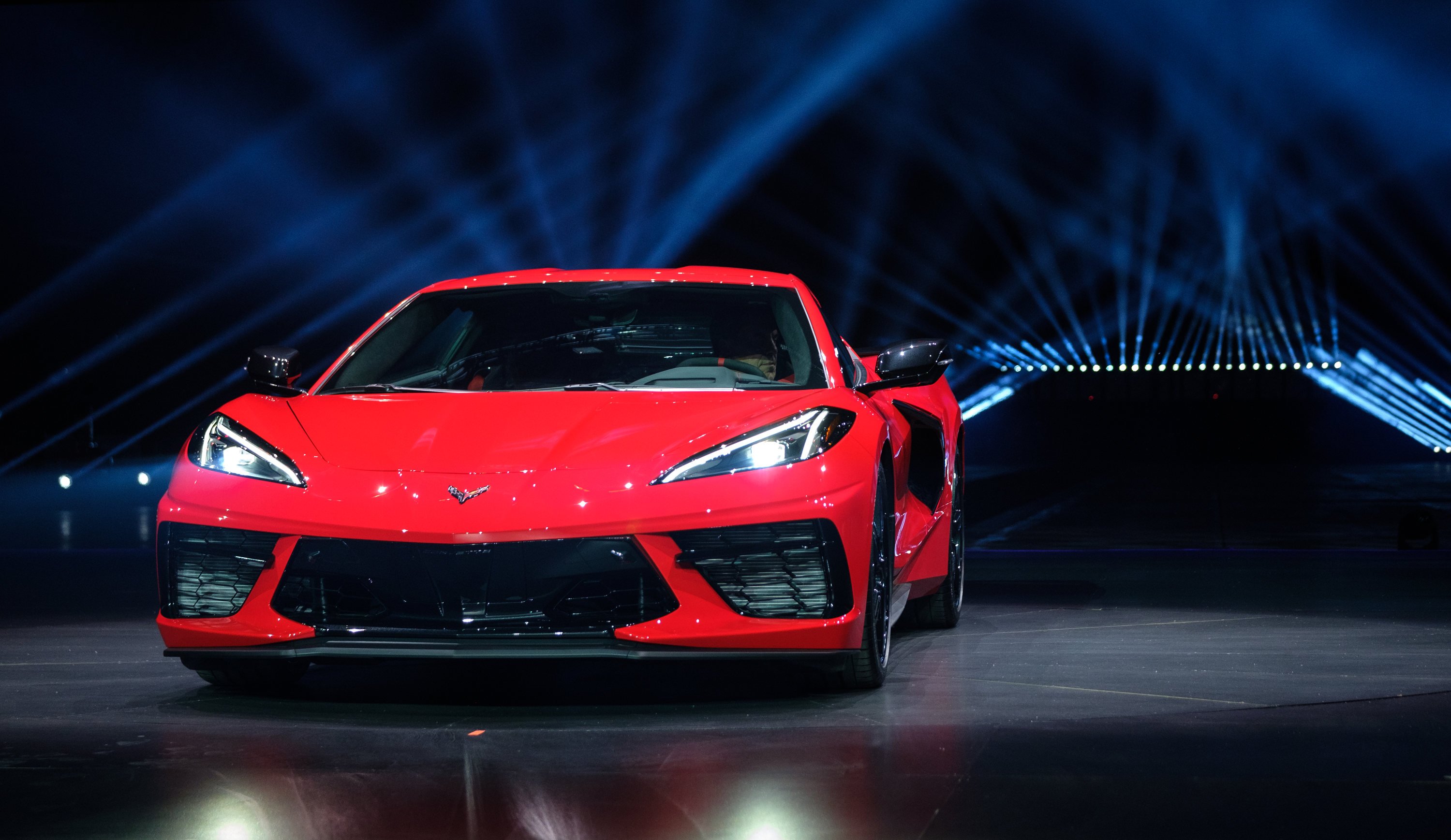 Chevrolet Corvette exterior - Front