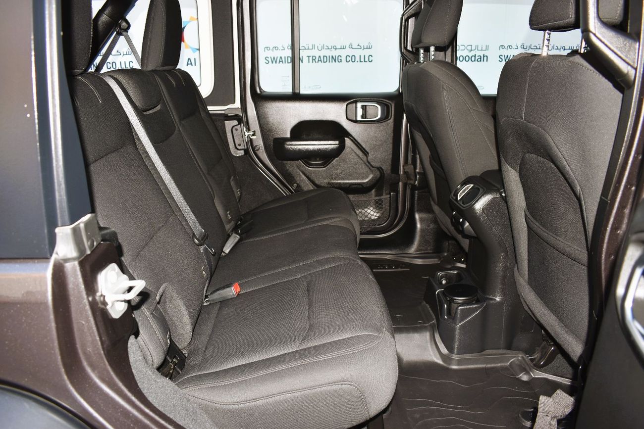 جيب رانجلر Unlimited Sport 3.6L A/T