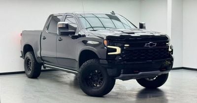 Chevrolet Silverado 1500 CREW CAB ZR2 2023 Chevrolet Silverado 1500 ZR2, Chevrolet Service History, 1 Year Warranty, GCC