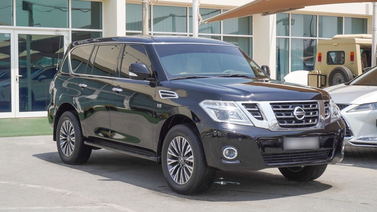 Nissan Patrol SE