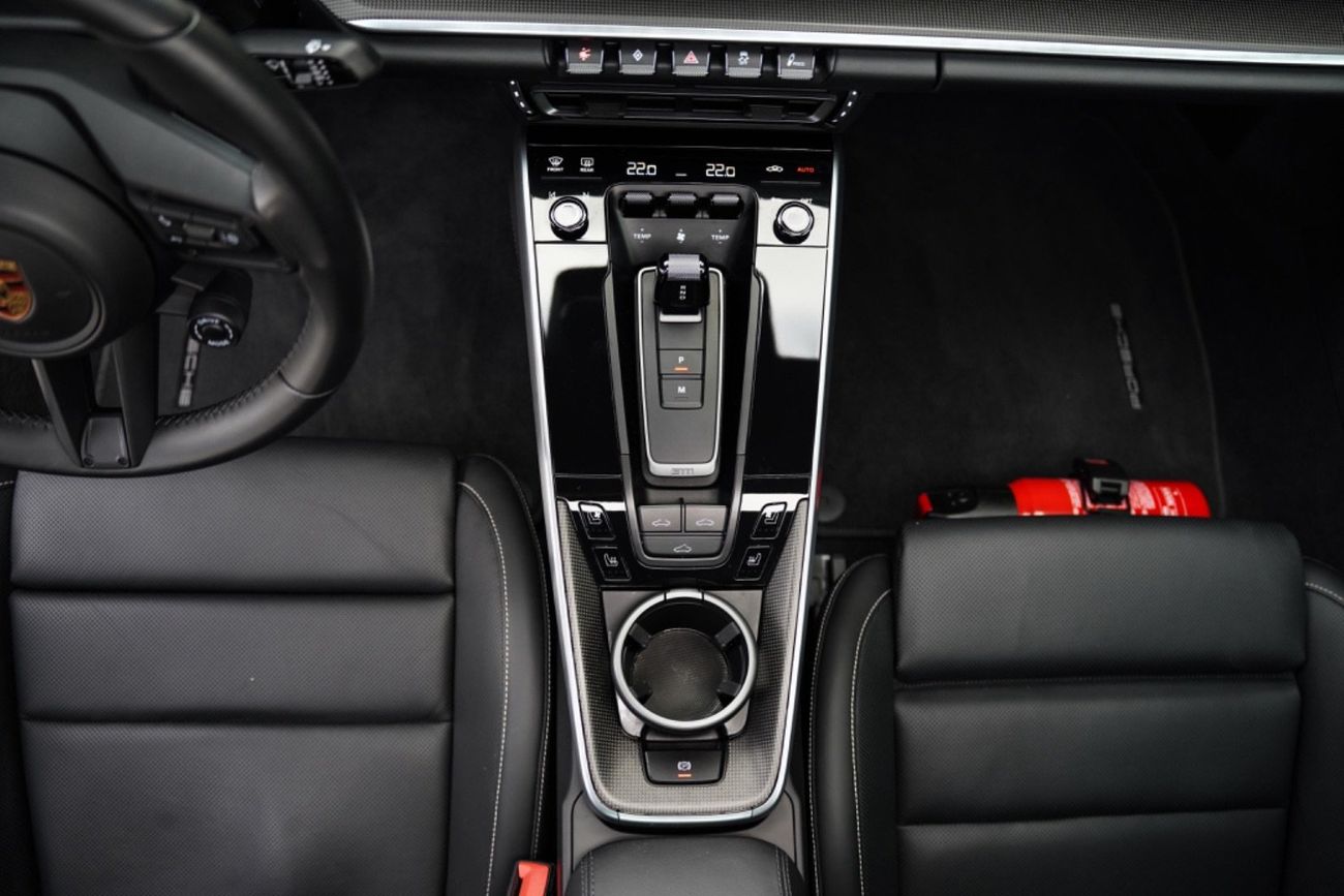 Porsche 911 Turbo S 3.8L (640 HP) Coupe