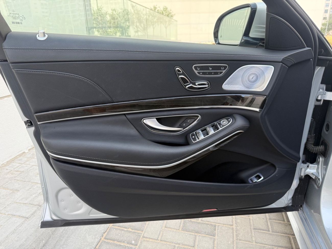 Mercedes-Benz S 500 AMG 4.7L AMG Line* Low Mileage*Chauffeur*TV*Massage*Panoramic Roof