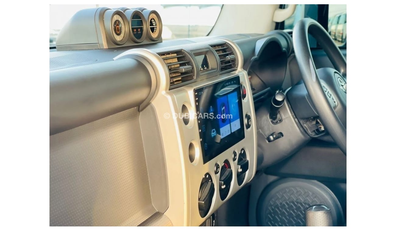 Toyota FJ Cruiser Latest Facelifted | JAPAN SPECS | 2016 | RIGHT-HAND-DRIVE | 4000CC PETROL | 4X4 | Alloy Wheels