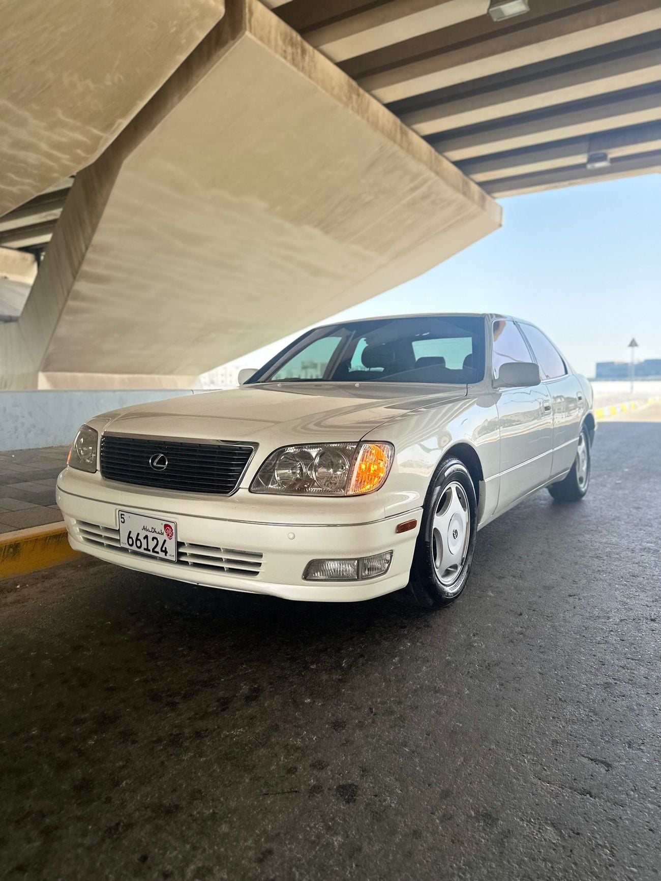 Lexus LS400