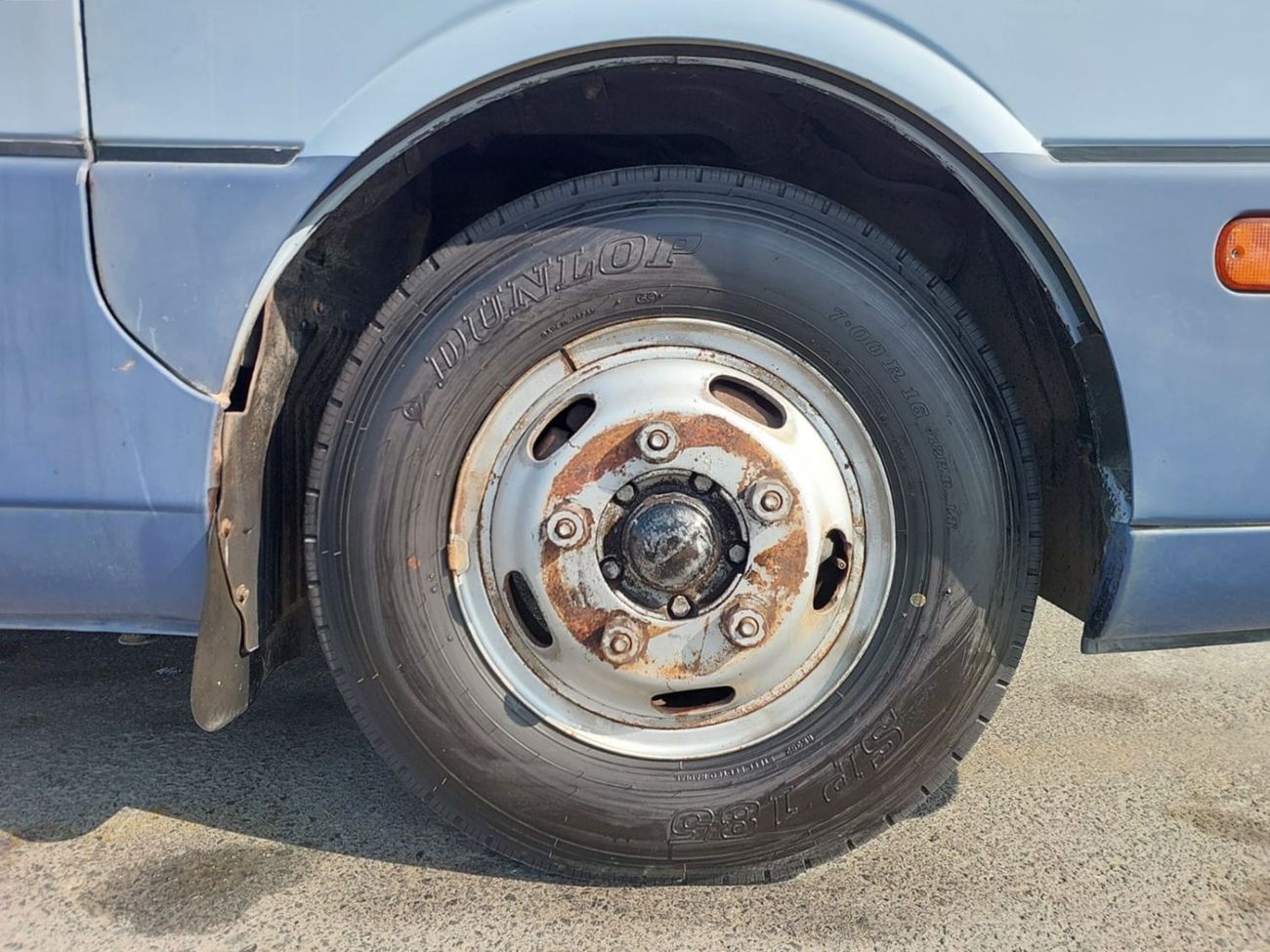 Mitsubishi Rosa (RAMADAN OFFER) MITSUBISHI ROSA BUS RHD 2000 MODEL 4.9 L DIESEL AUTOMATIC(PM00276)