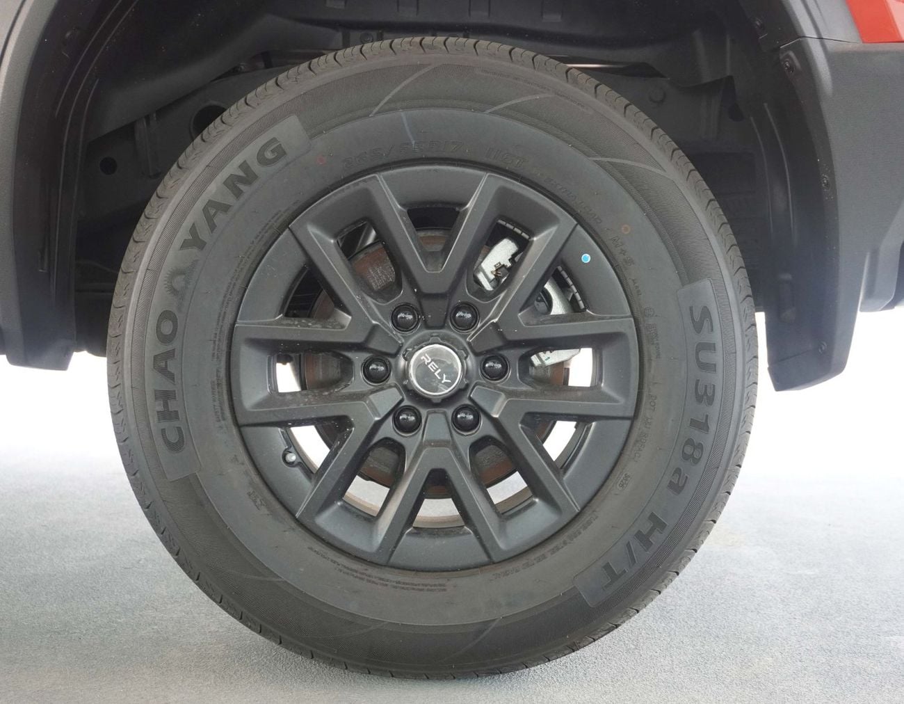Rely R8 COMFORT 4x4 2.4L M/T 2026 MODEL