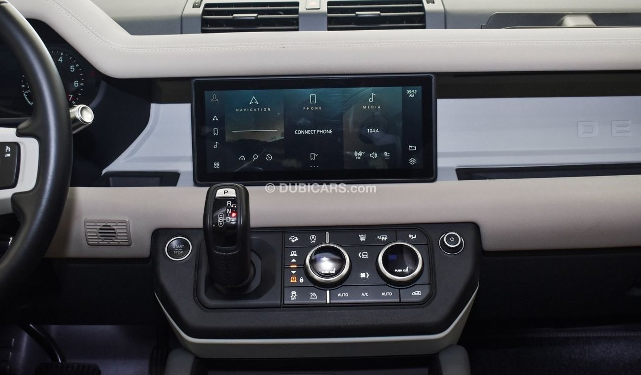 Land Rover Defender Launch Edition