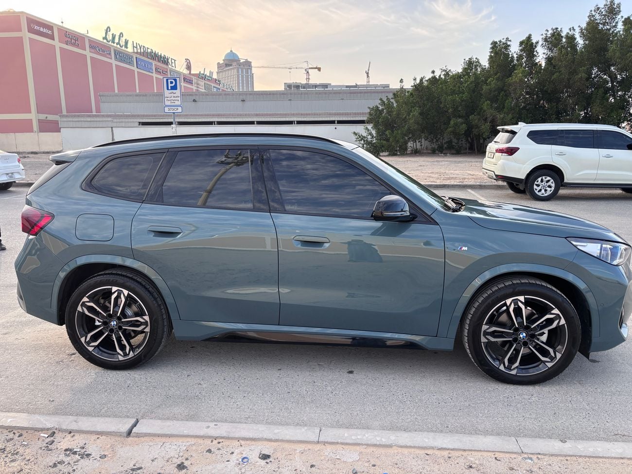 BMW X1 Veganza Coral Red/Black Interior