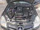 Mercedes-Benz SLK 200 2.0L, 17" Rims, DRL LED Headlights, Parking Sensor, Leather Seats, Bluetooth, USB (LOT # 763)