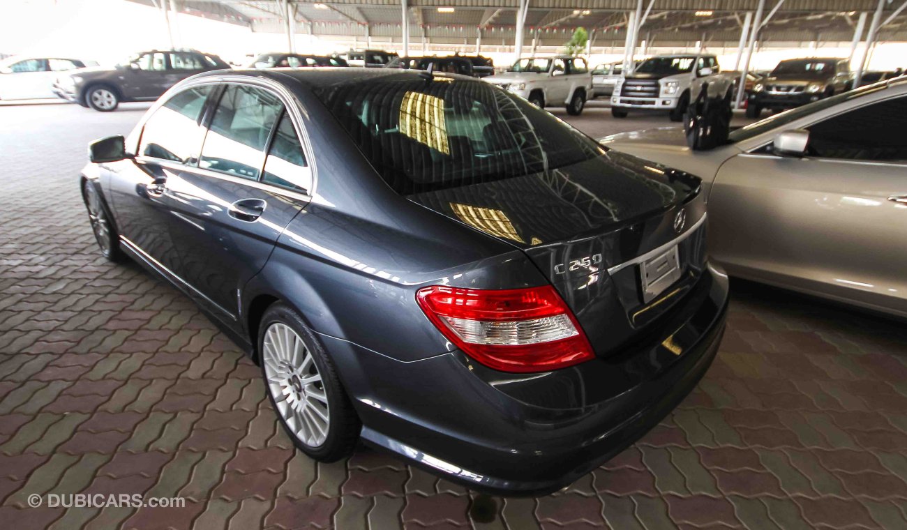 Mercedes-Benz C 250 4 Matic