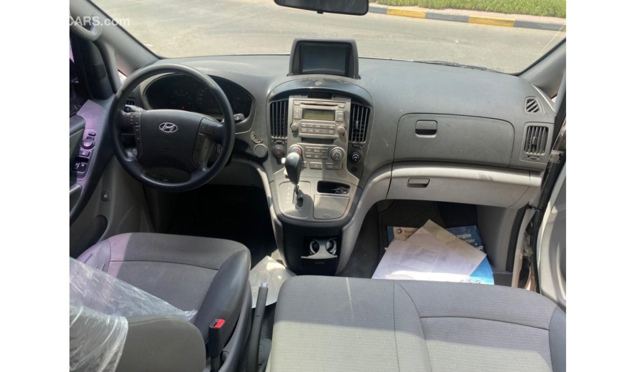 Hyundai H1 Starex HYUNDAI H1 STAREX MODEL 2012 FULL OPTIONS DIESEL 9 PASSENGER