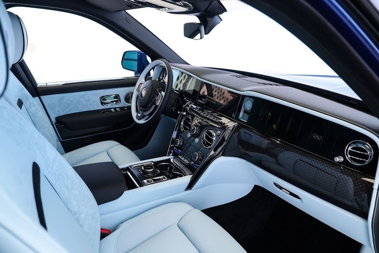 Rolls-Royce Cullinan Rolls Royce Cullinan Black Badge Series 2