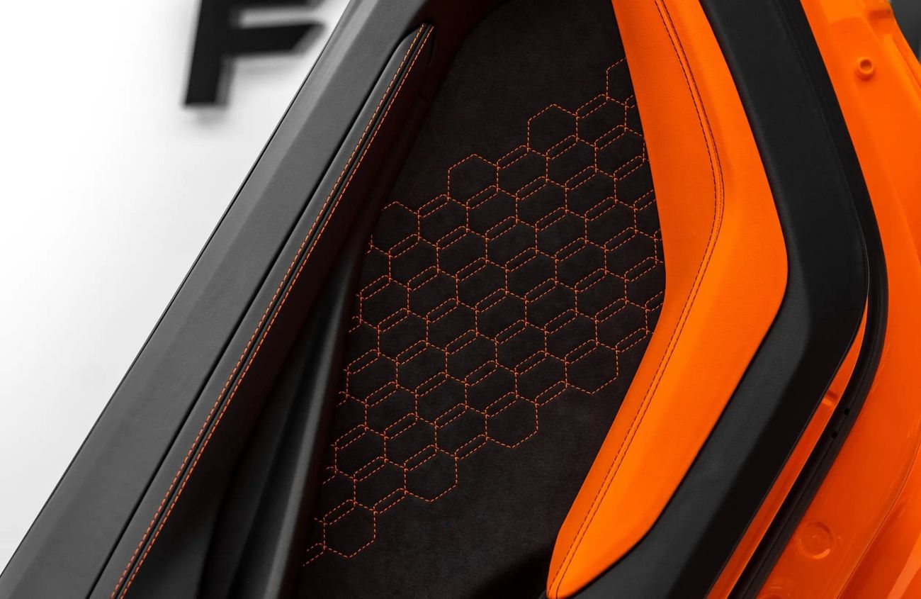 لامبورغيني ريفويلتو 6.5L V12 Naturally Aspirated Engine + eMotor