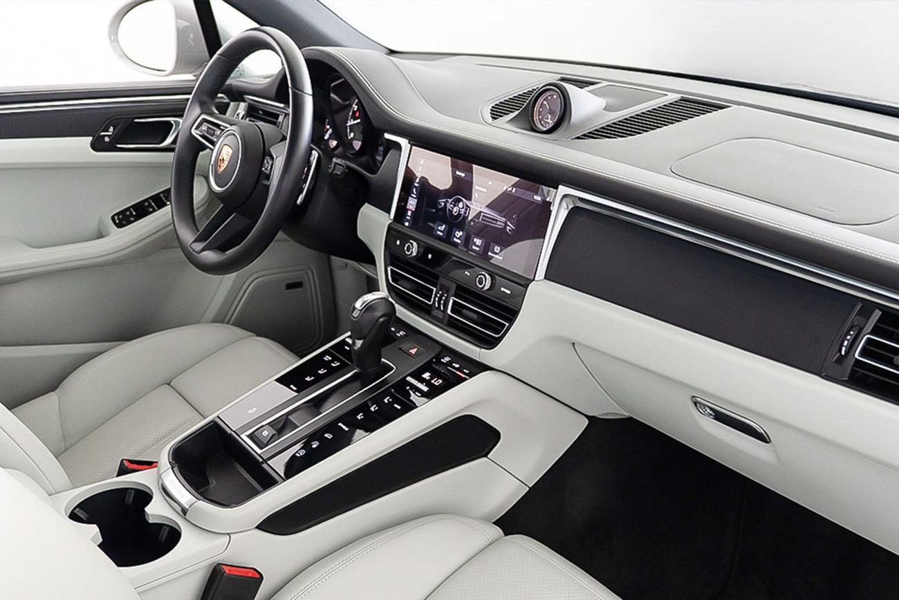 Porsche Macan STD